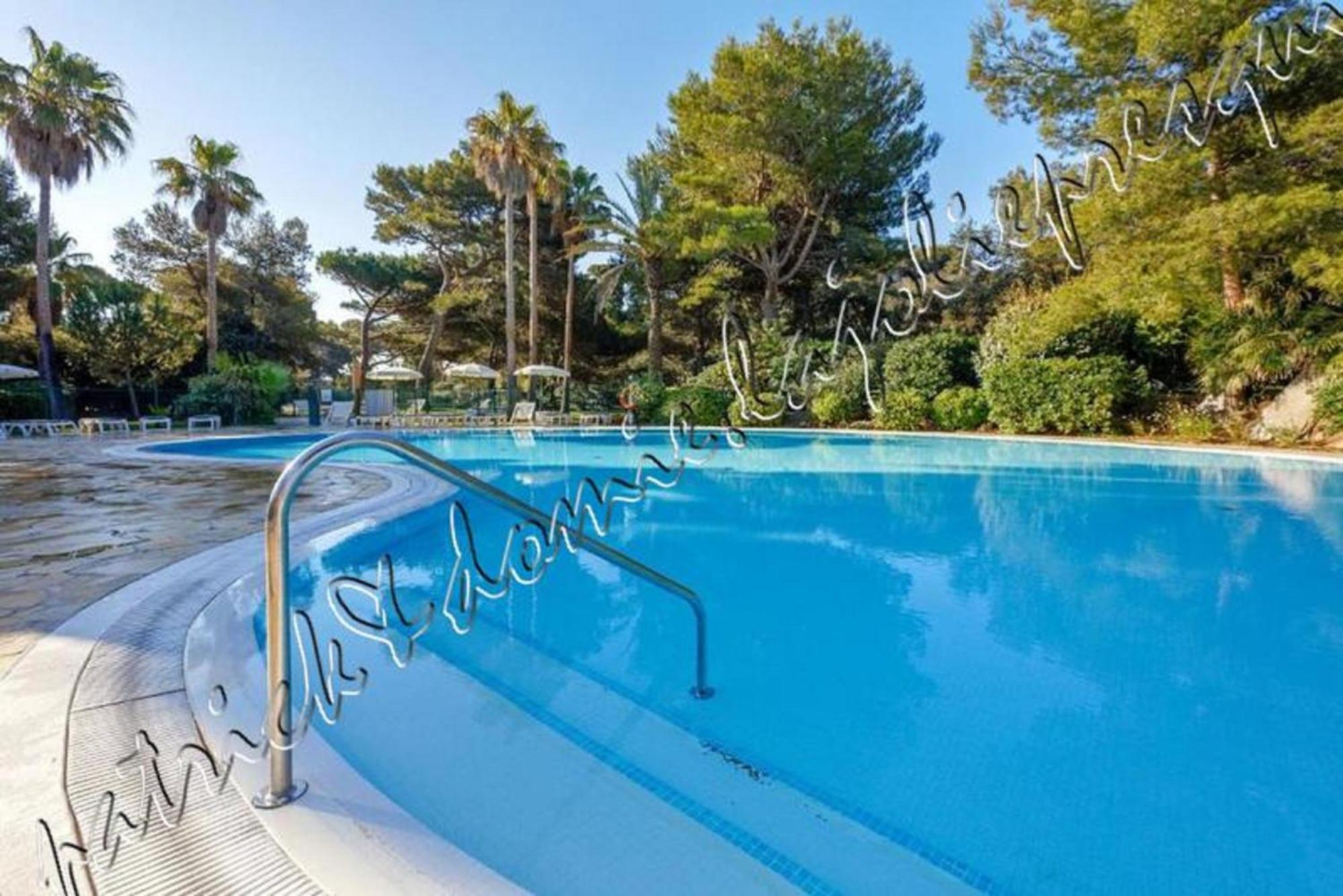 Magnifique Parc de la Presqu'île avec Piscine et Plage face à Porquerolles ! Hyères Exterior foto