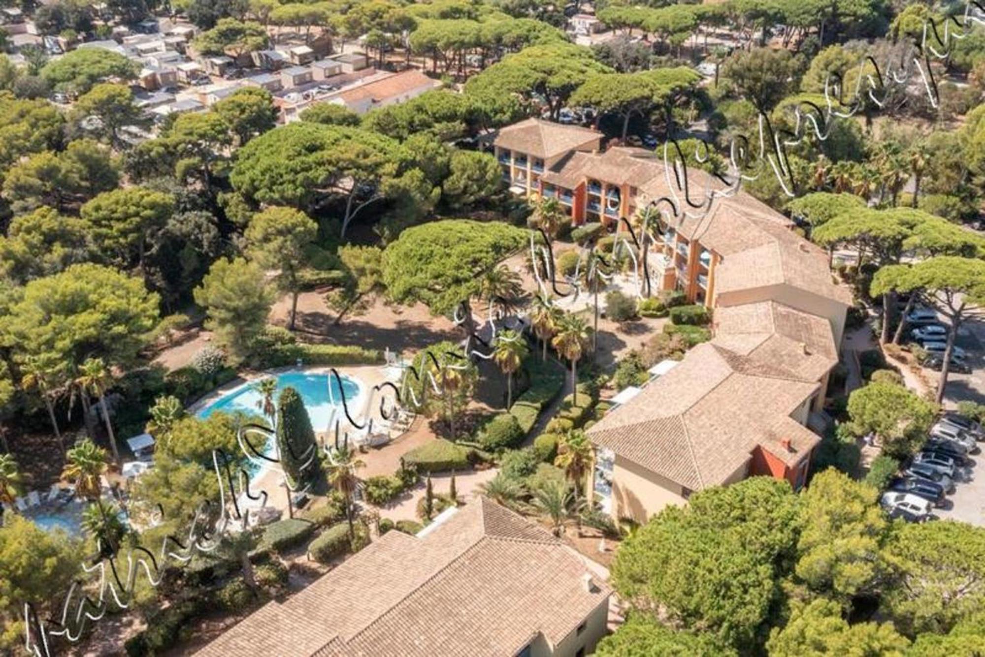Magnifique Parc de la Presqu'île avec Piscine et Plage face à Porquerolles ! Hyères Exterior foto