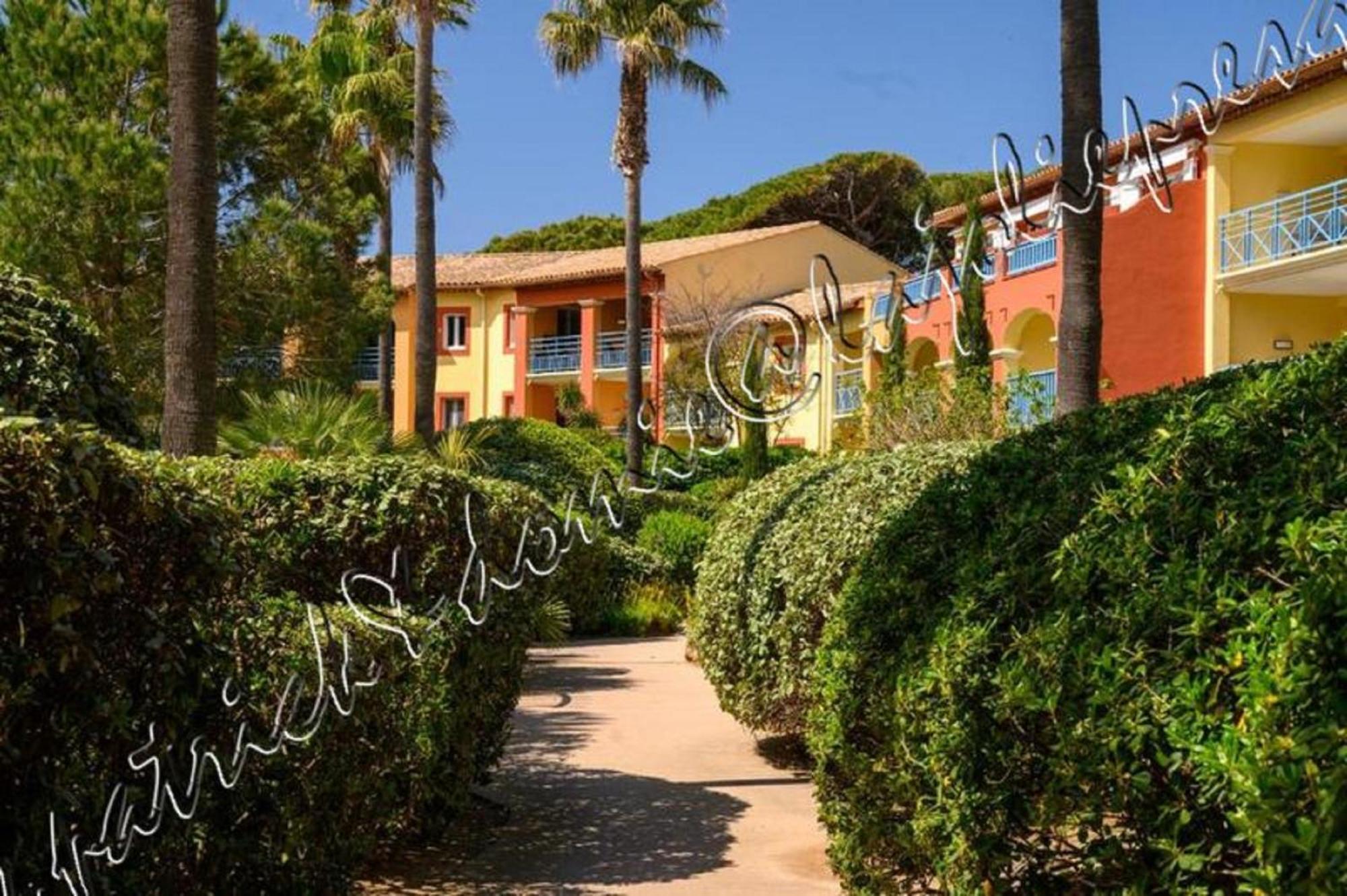 Magnifique Parc de la Presqu'île avec Piscine et Plage face à Porquerolles ! Hyères Exterior foto