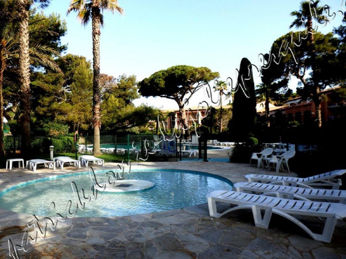 Magnifique Parc de la Presqu'île avec Piscine et Plage face à Porquerolles ! Hyères Exterior foto